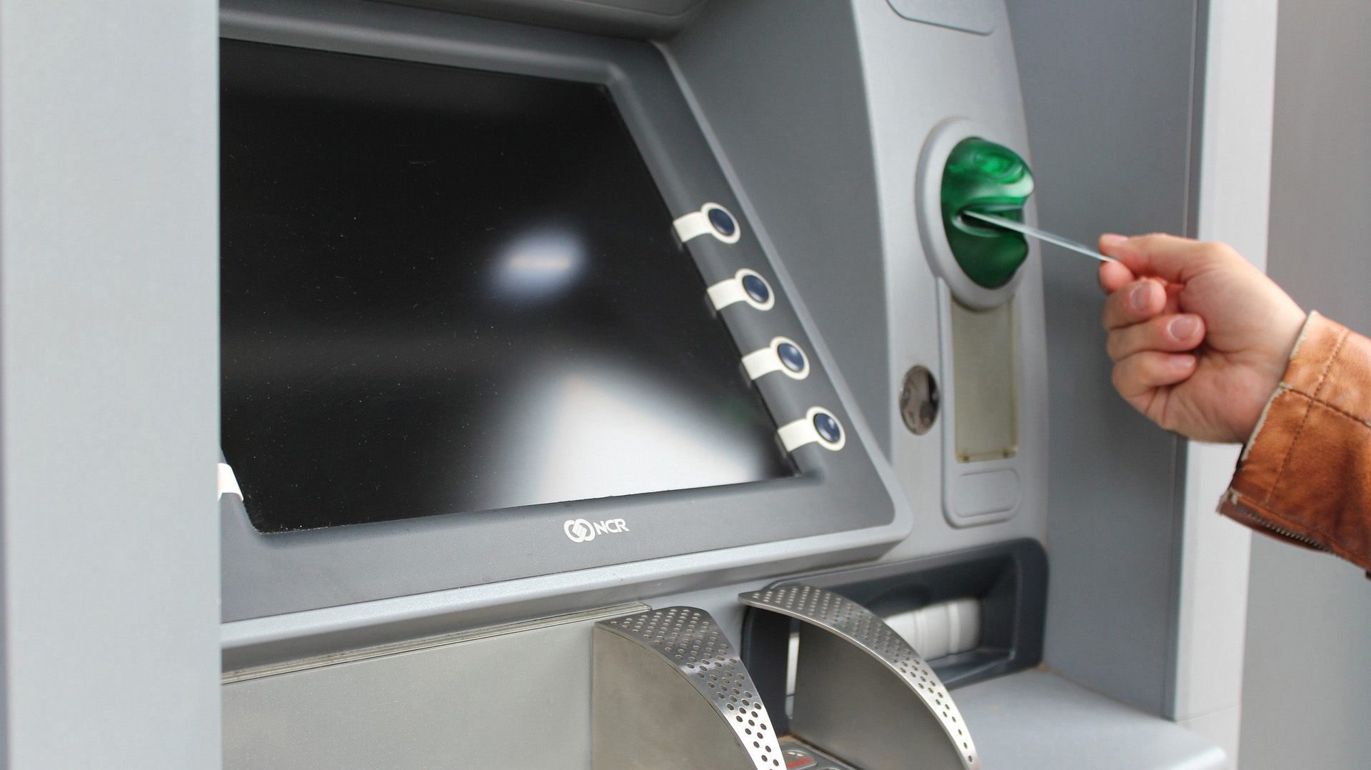 ATM CLOSING WEB BANNER